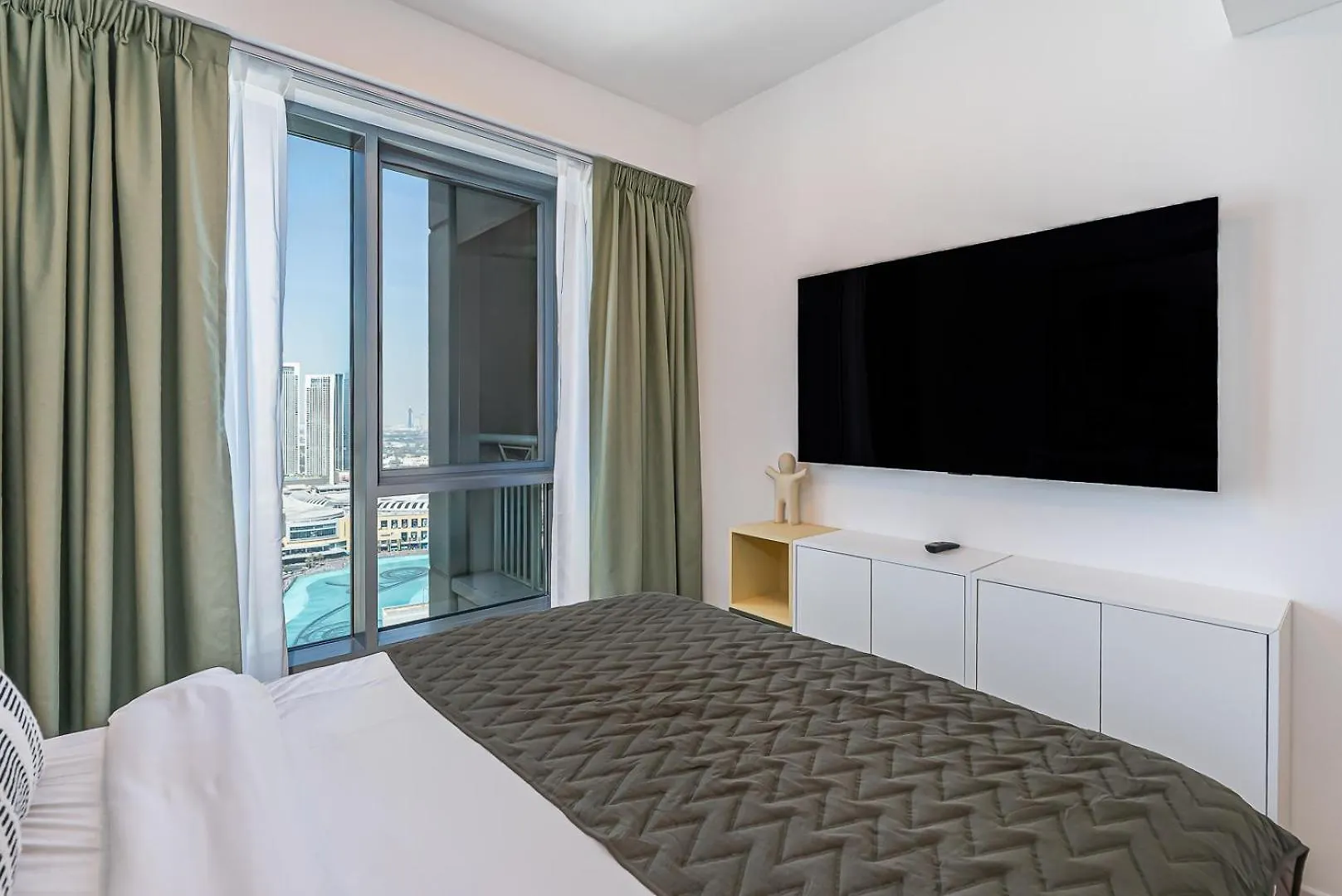 Downtown Dubai Stunning Apt With Breathtaking View On Burj-Khalifa & Fountain